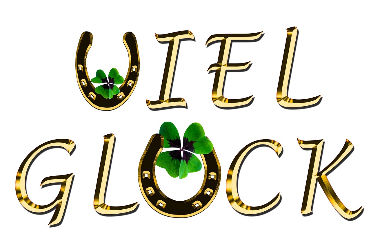 symbol, happiness, four leaf clover, horseshoe, good luck, gold, golden, lucky charm, lucky clover, four-leaf clover, greeting, greeting card, symbol of good luck, good luck, good luck, good luck, good luck, good luck