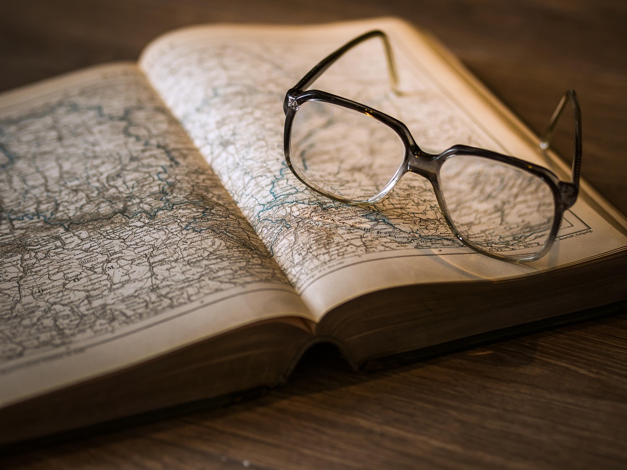 knowledge, book, library, glasses, textbook, information, education, literature, stack, study, read, paper, bookshelf, open, school, wisdom, old, vintage, bookcase, cover, text, research, science, antique, bookstore, retro, print, university, wood, page, literary, wall, wooden, table, macro, closeup, history, map, america, atlas, europe, science, university, history, history, history, history, history
