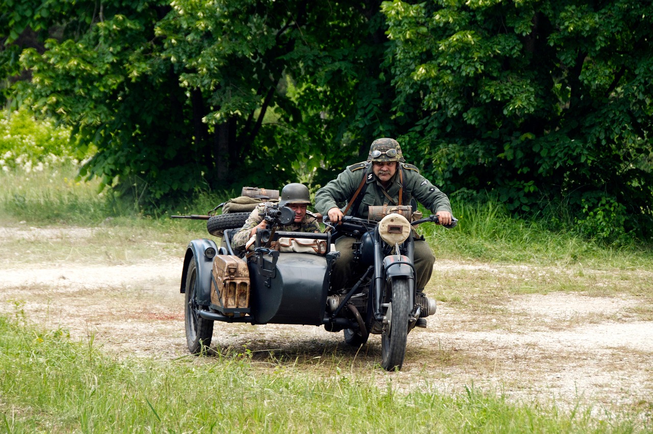 bmw sidecar motorcycle, war game, soldiers, traditionalists, german soldiers, war, weapon, world war