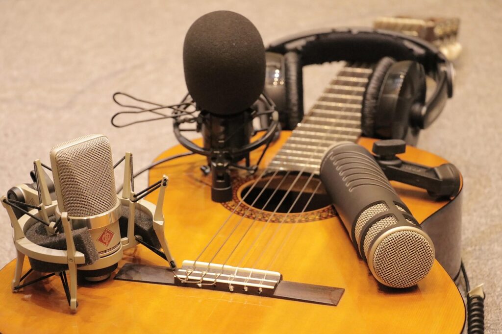 mic, microphone, dubbing, music, radio, speech, studio, sound, audio, voice, interview, equipment, karaoke, entertainment, vocal, technology, broadcasting, dubbing, dubbing, dubbing, dubbing, dubbing, karaoke, karaoke, vocal